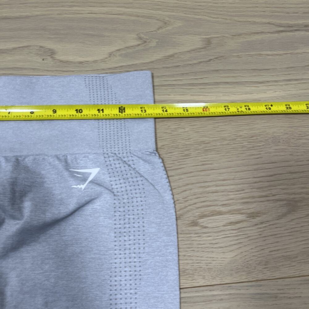 Gymshark Women's Gray Leggings - Picture 6 of 11